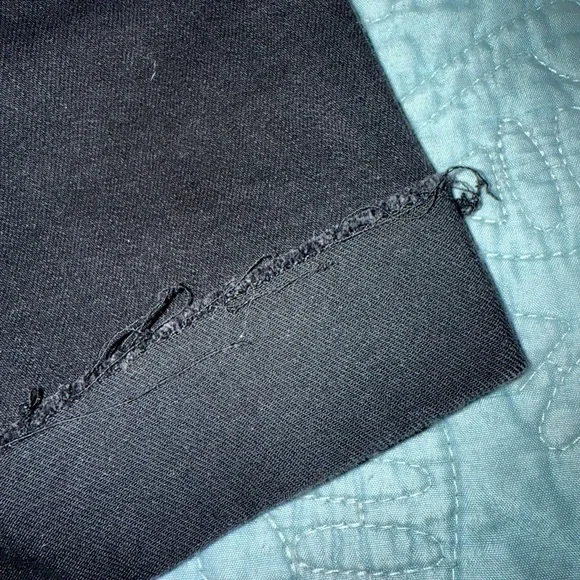 Jennifer Lopez Black Jean Shorts High-Waisted Denim - Picture 4 of 4